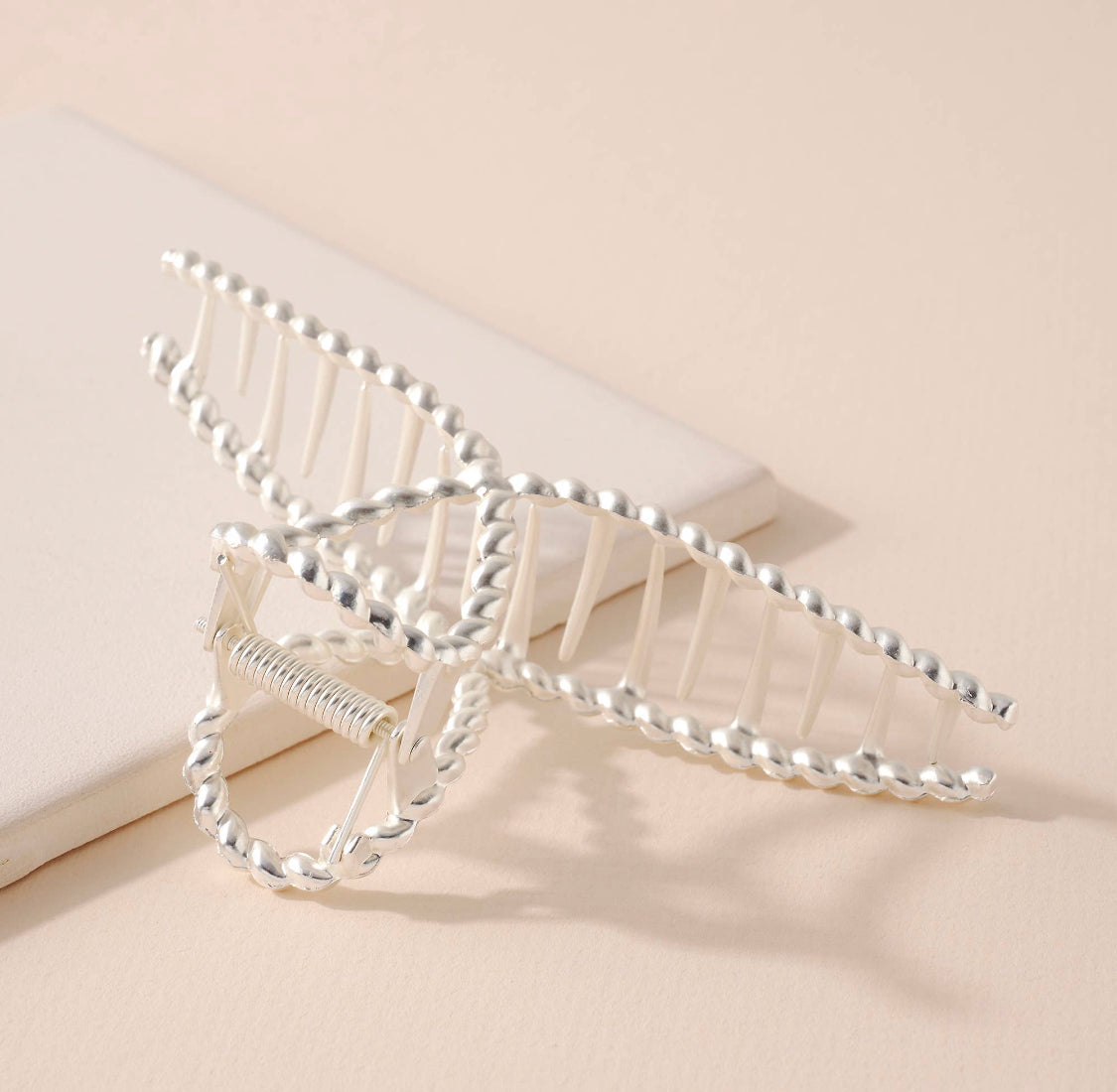 Classy Claw Hair Clip