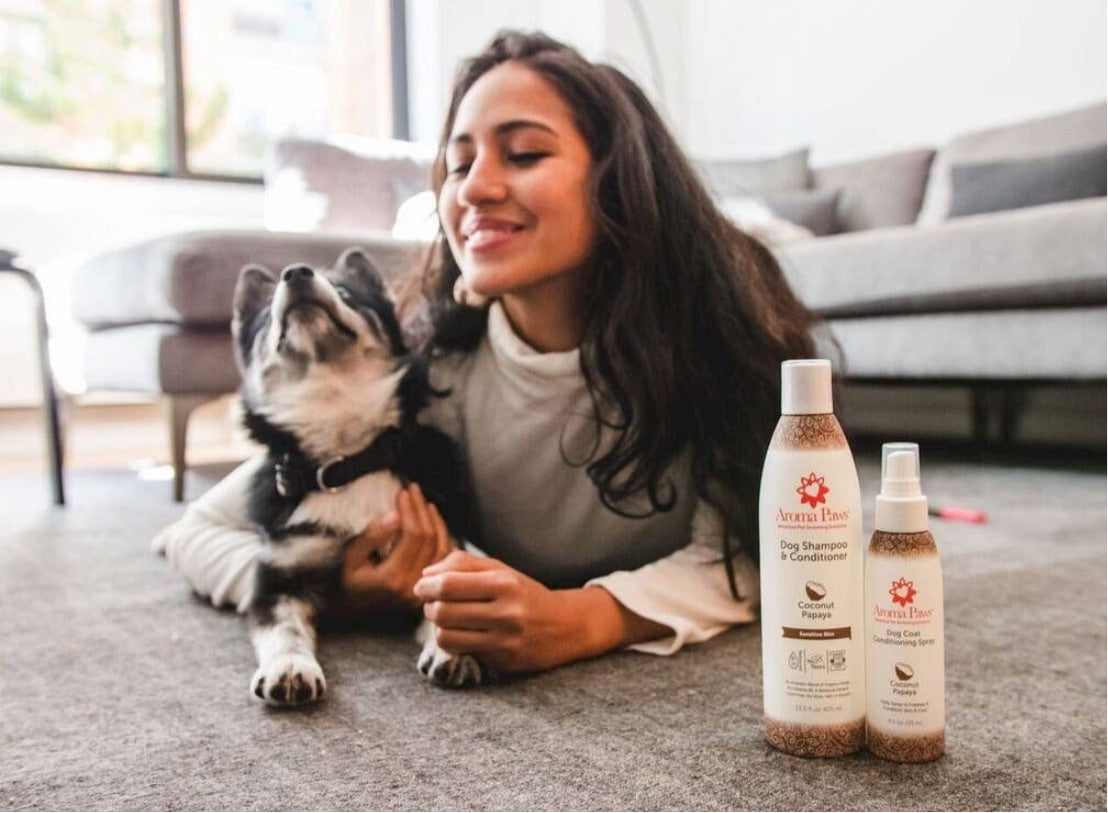 4.5 Oz. Dog Coat Spray Coconut Papaya