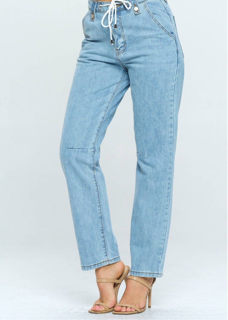 High Rise Straight Leg Mom Jean