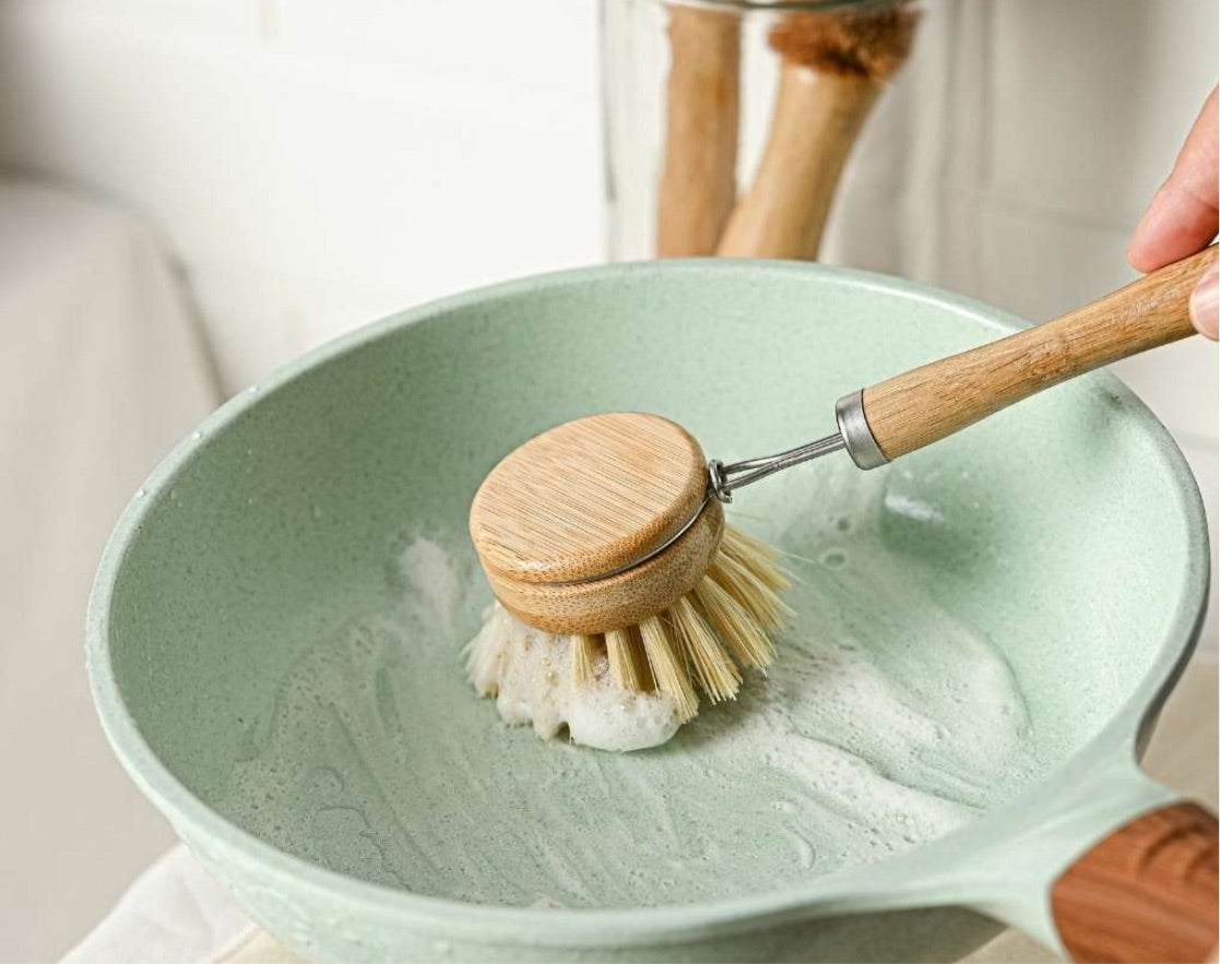 Bamboo Dish Brush Set  Eco-friendly Washing Up Brushes – Heaven's